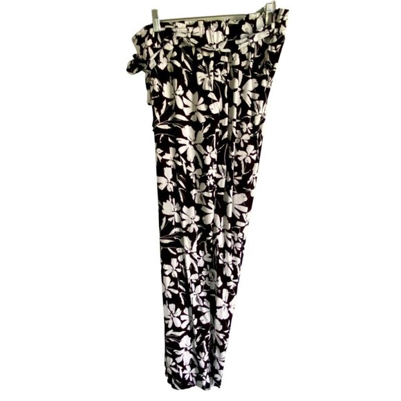 Purple & More Black White Floral Print Wide Leg Pants Pockets Women's Medium NEW - Picture 1 of 7